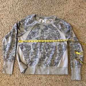 Floral print Old Navy Active sweatshirt
